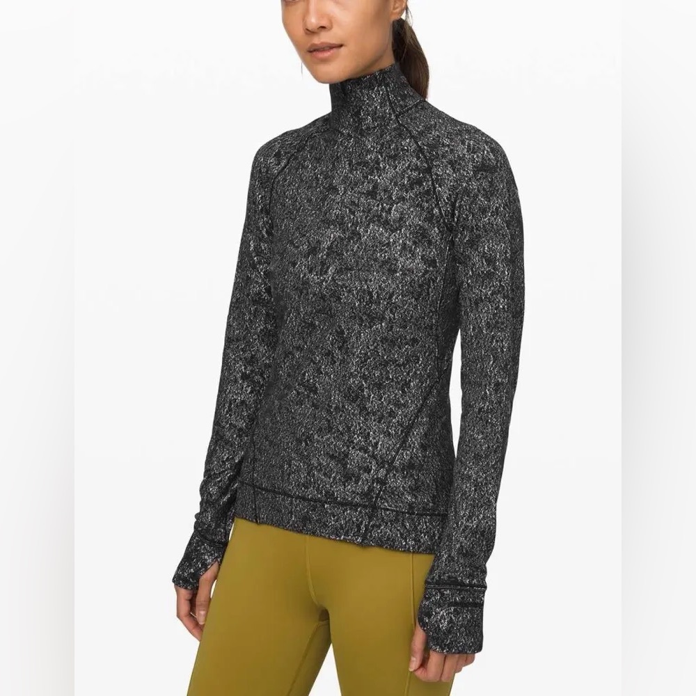 Lululemon Outrun the Elements 1/2 Zip – Size 4  Misted Jacquard Black White